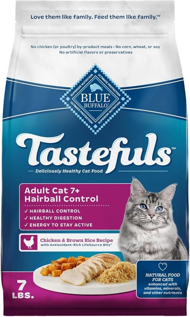Blue Buffalo Tastefuls Natural Dry Cat Food 7+ - Hairball Control, Chicken & Brown Rice, 7 lb