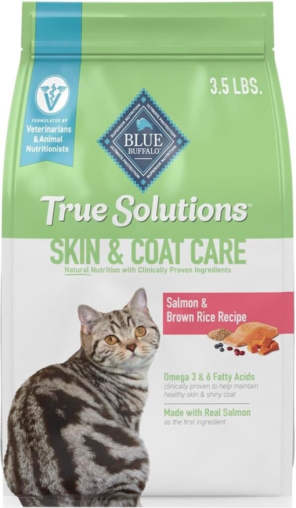 Blue Buffalo True Solutions Skin & Coat Care natural dry cat food salmon 3.5 lb bag
